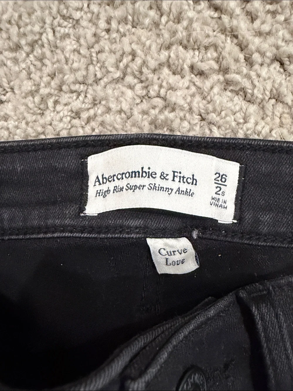 Abercrombie & Fitch Women’s Skinny Jeans — Black with Raw Hem